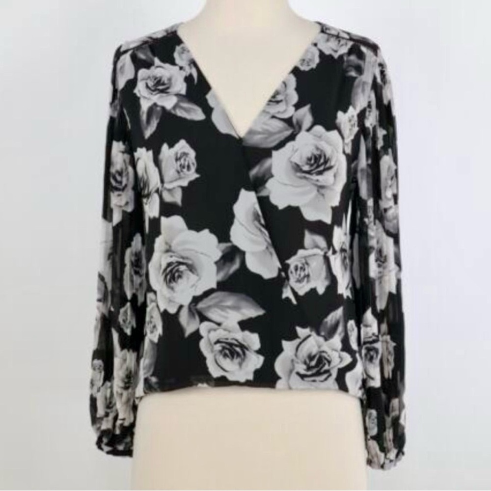 White House Black Market (WHBM) - Floral Blouse - Pleated Sleeve - Size 6P